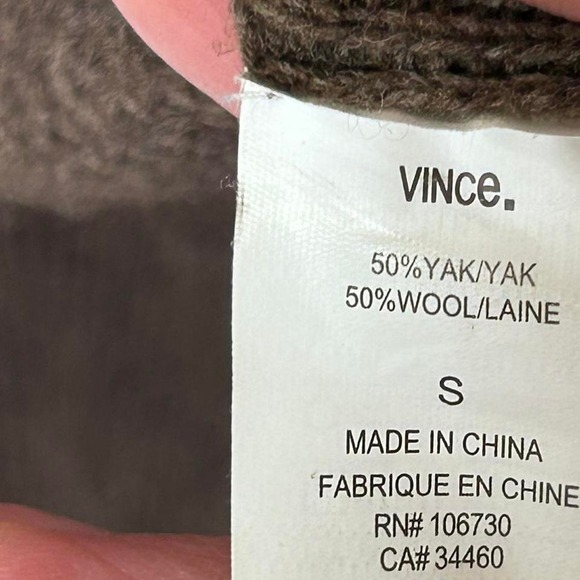 Vince Yak‎ Wool Waffle Knit Sweater Small Quiet Luxury Old Money Minimalist - Picture 6 of 7